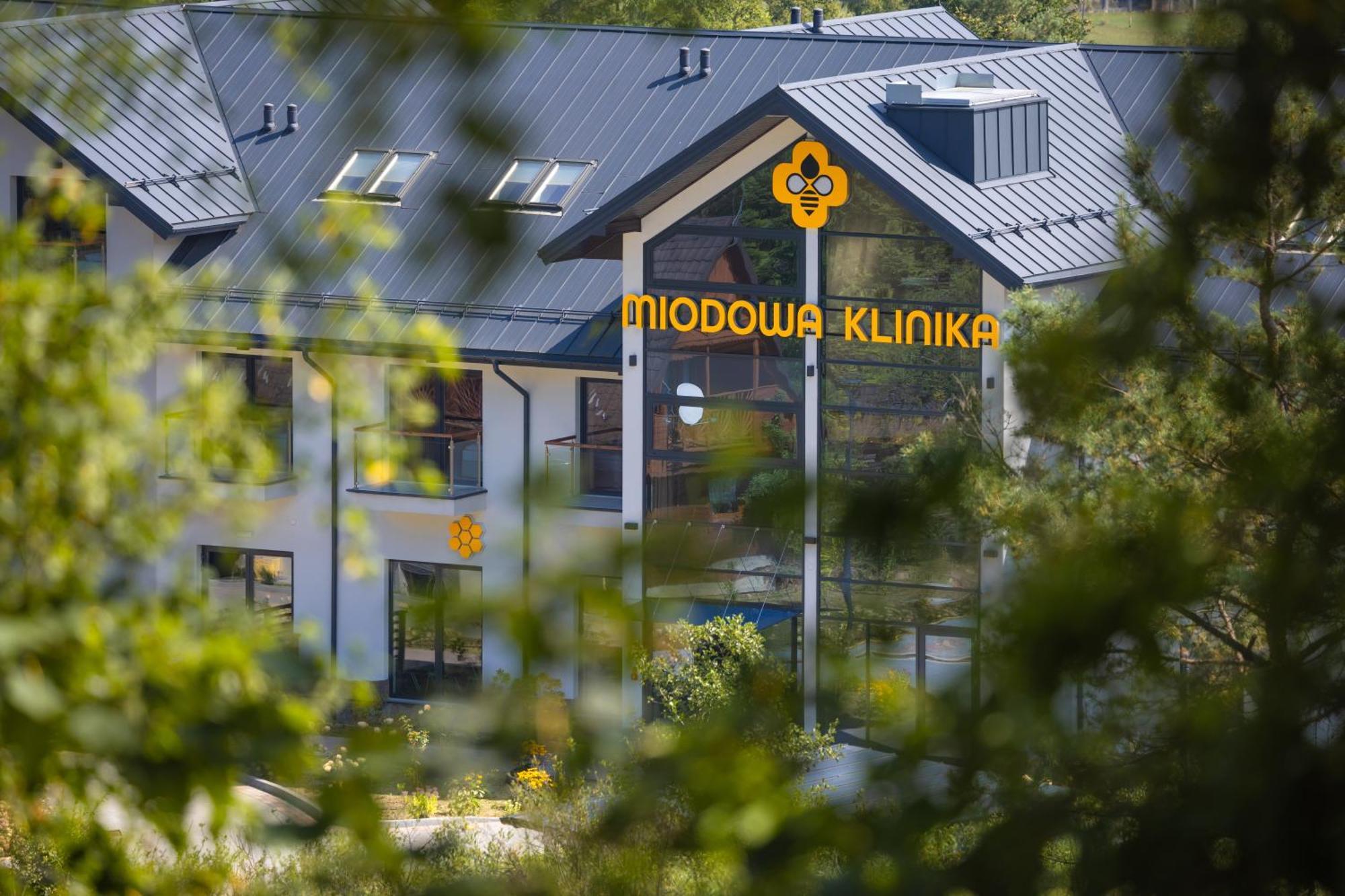 Miodowa Klinika Hotel Kamianna ภายนอก รูปภาพ