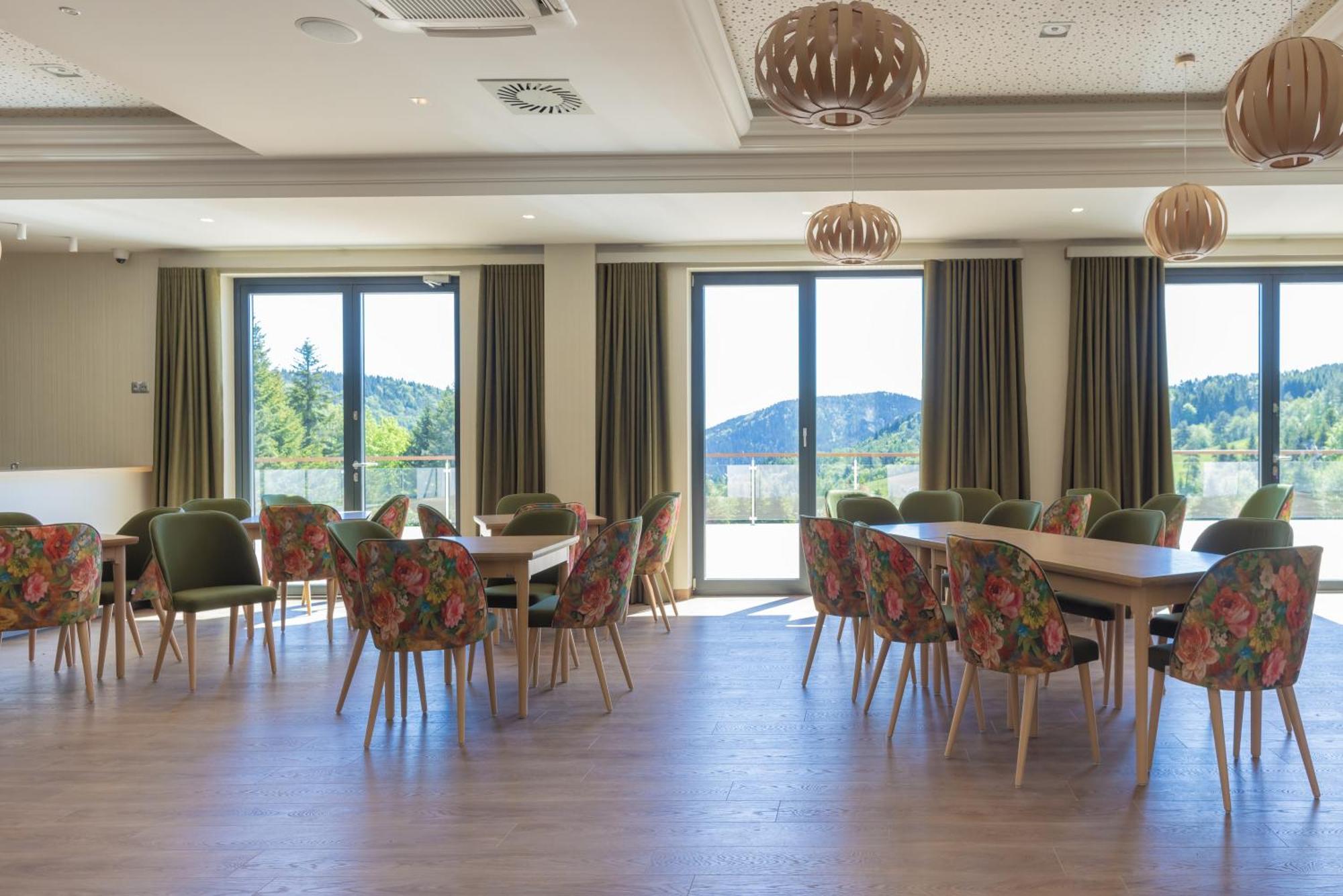 Miodowa Klinika Hotel Kamianna ภายนอก รูปภาพ