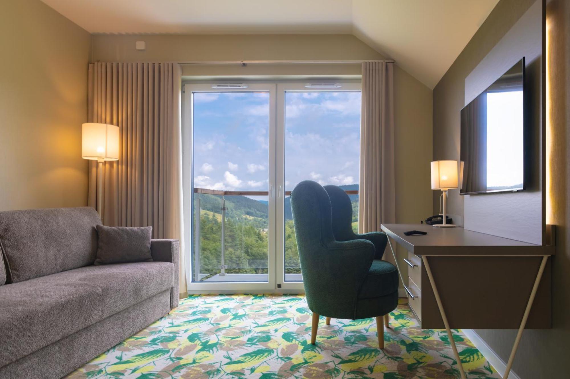 Miodowa Klinika Hotel Kamianna ภายนอก รูปภาพ