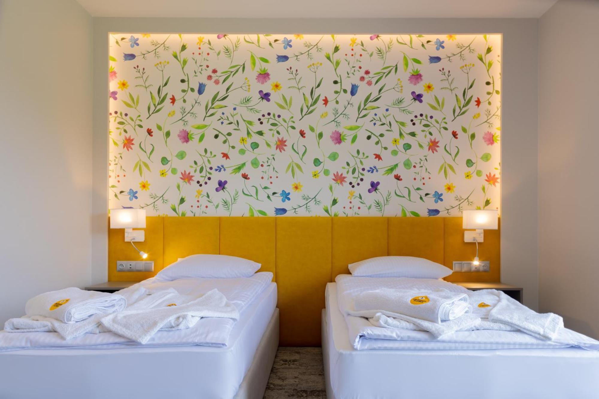 Miodowa Klinika Hotel Kamianna ภายนอก รูปภาพ