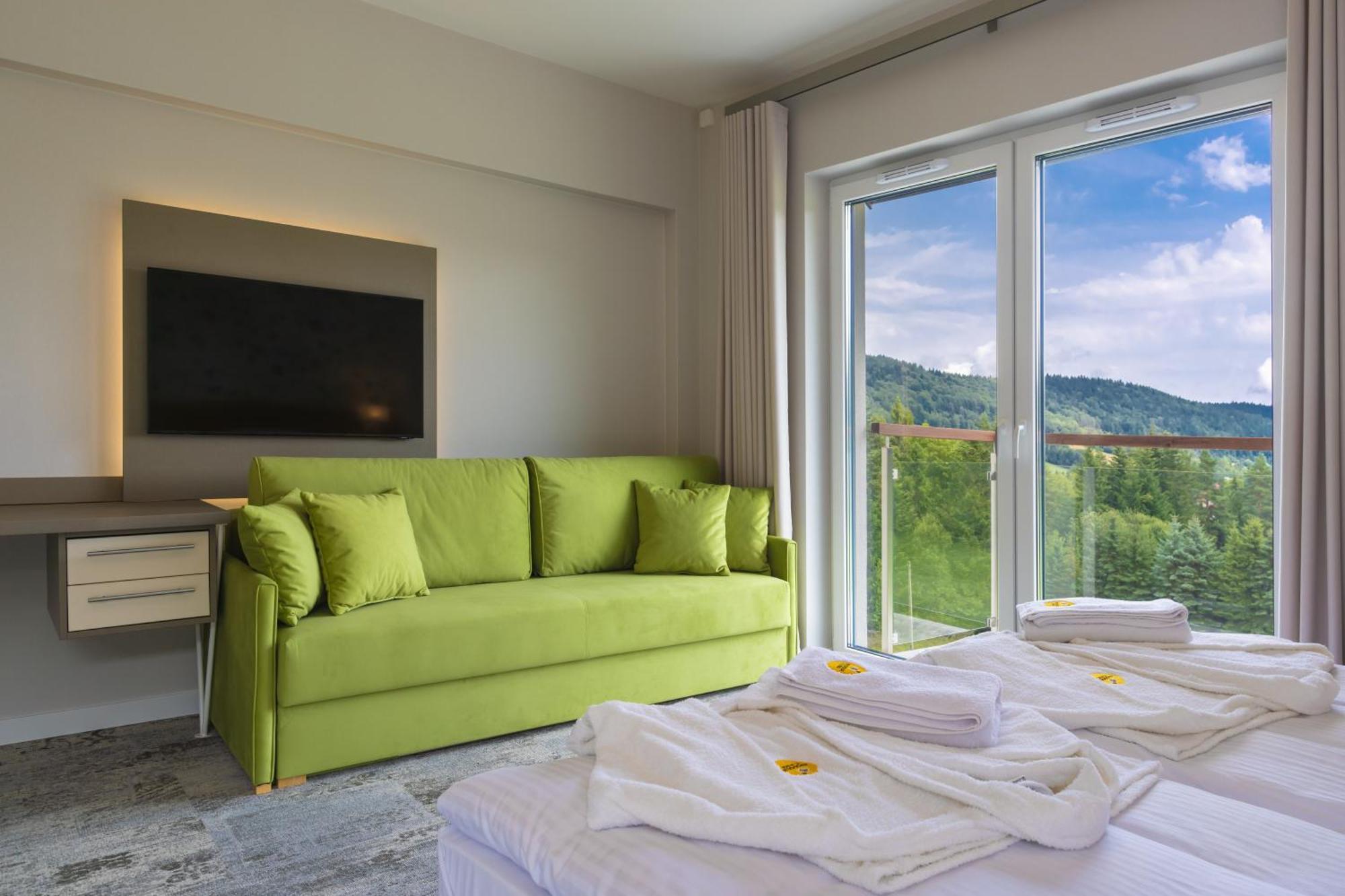 Miodowa Klinika Hotel Kamianna ภายนอก รูปภาพ